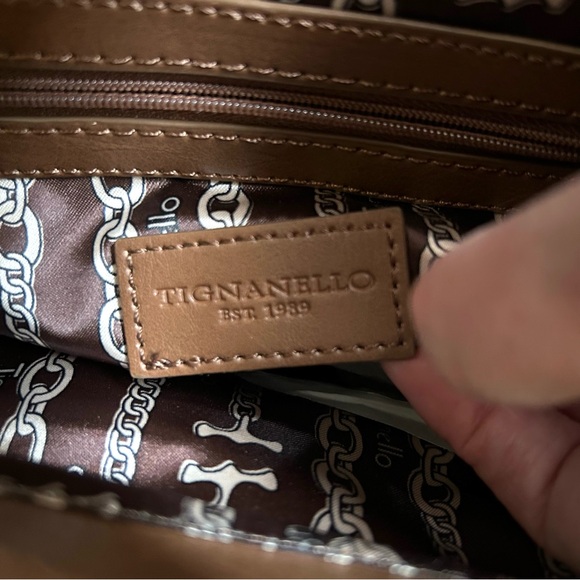 NWT Tignanello Leather Embossed Two-Toned Large Satchel. Comes with a dust bag. - Picture 8 of 15